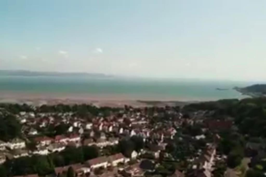 Mumbles - Modern Apartment With Panoramic Sea Views Oystermouth Exteriér fotografie